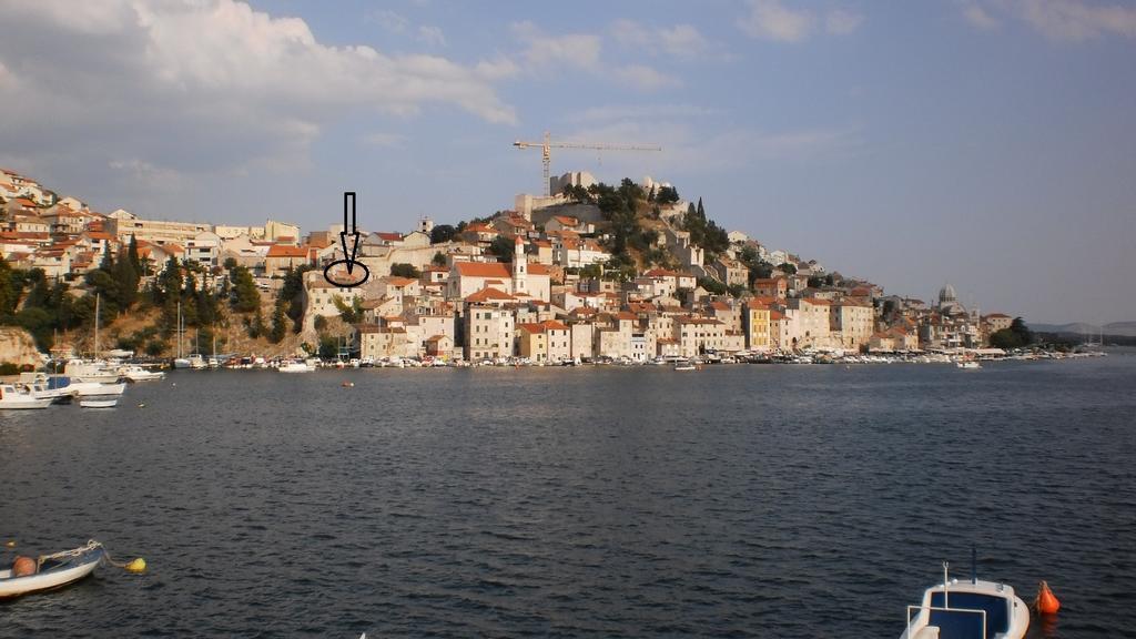 Karmelita's place -studio Šibenik Exterior foto